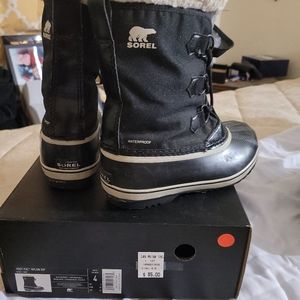 Sorel Brand new w/o tags( No box)